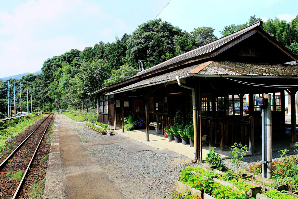 渡良濑川溪谷铁路 上神梅站